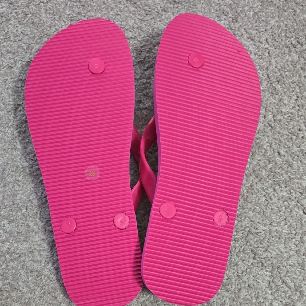 BCBG Pink and Black Flip Flop Sandals - Size 8 - NEW - Picture 4 of 5